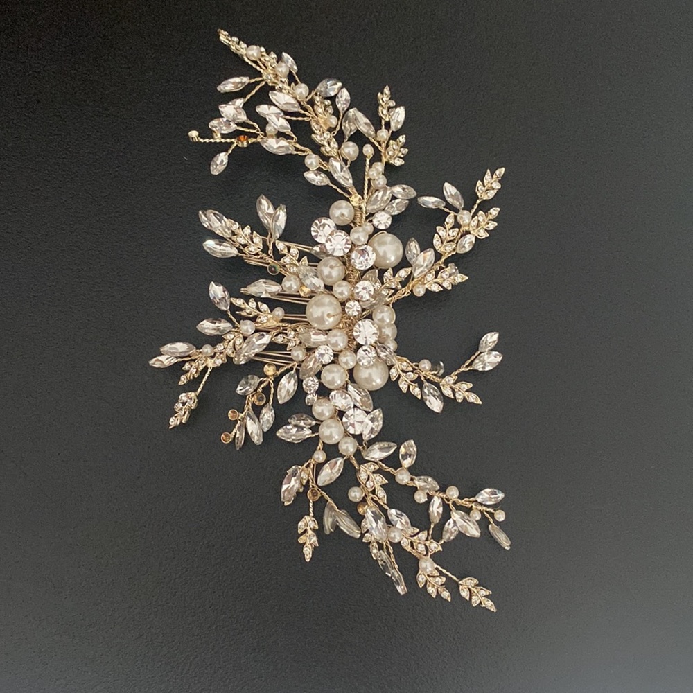 Bridal hair comb- gold, pearl and stones